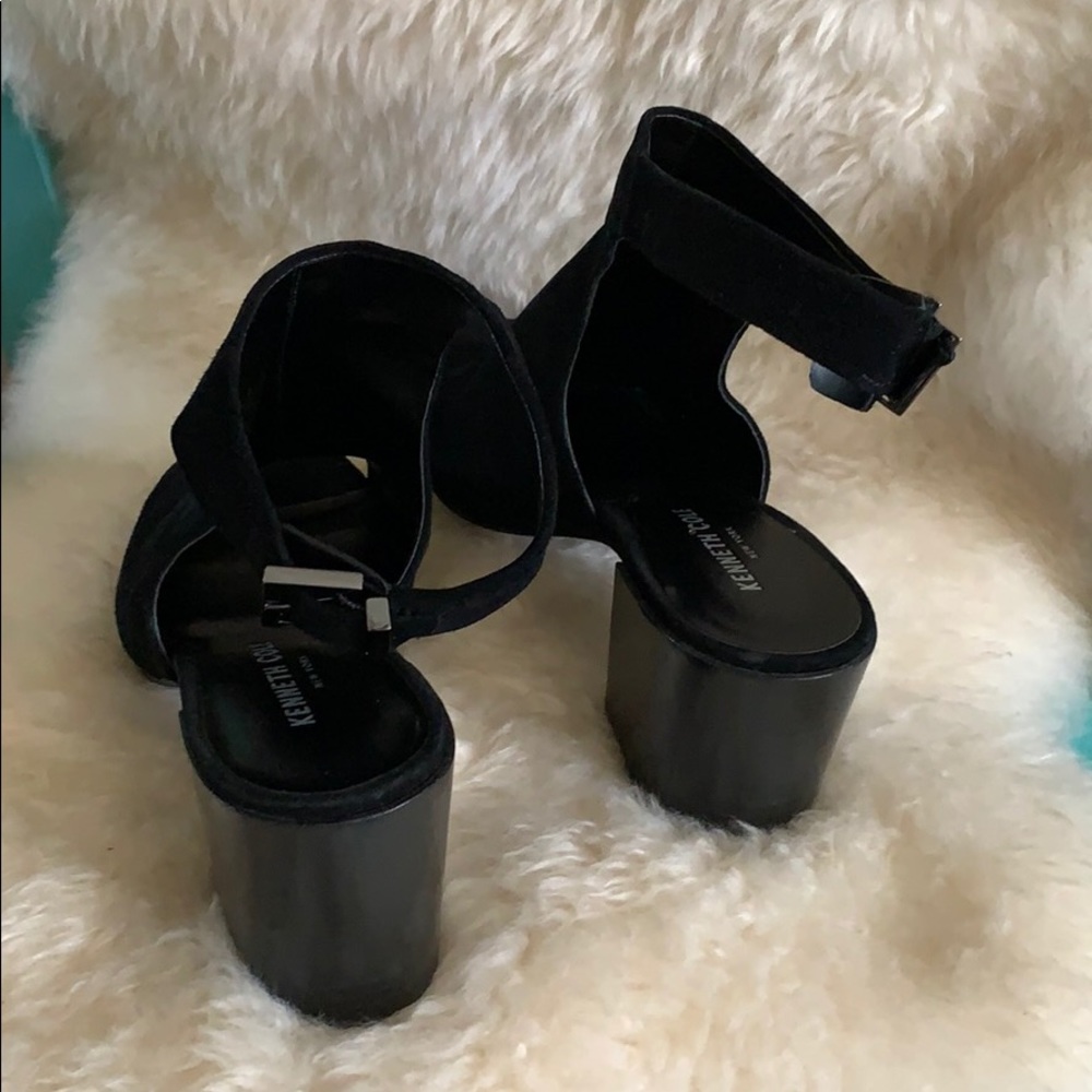 Heals - Picture 3 of 5